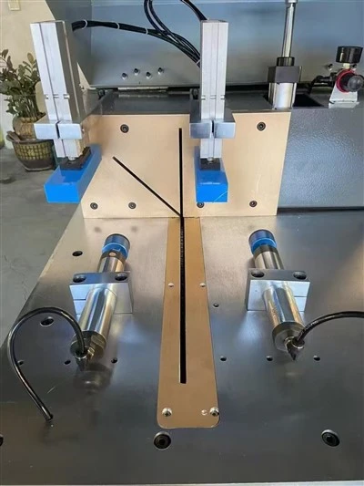 Deuol-Defnyddio Trwm-Dyletswydd Sengl-Pen Saw